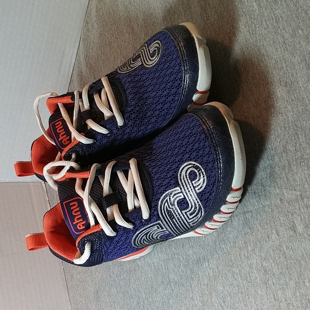Ahnu woman's yoga Flex shoes
